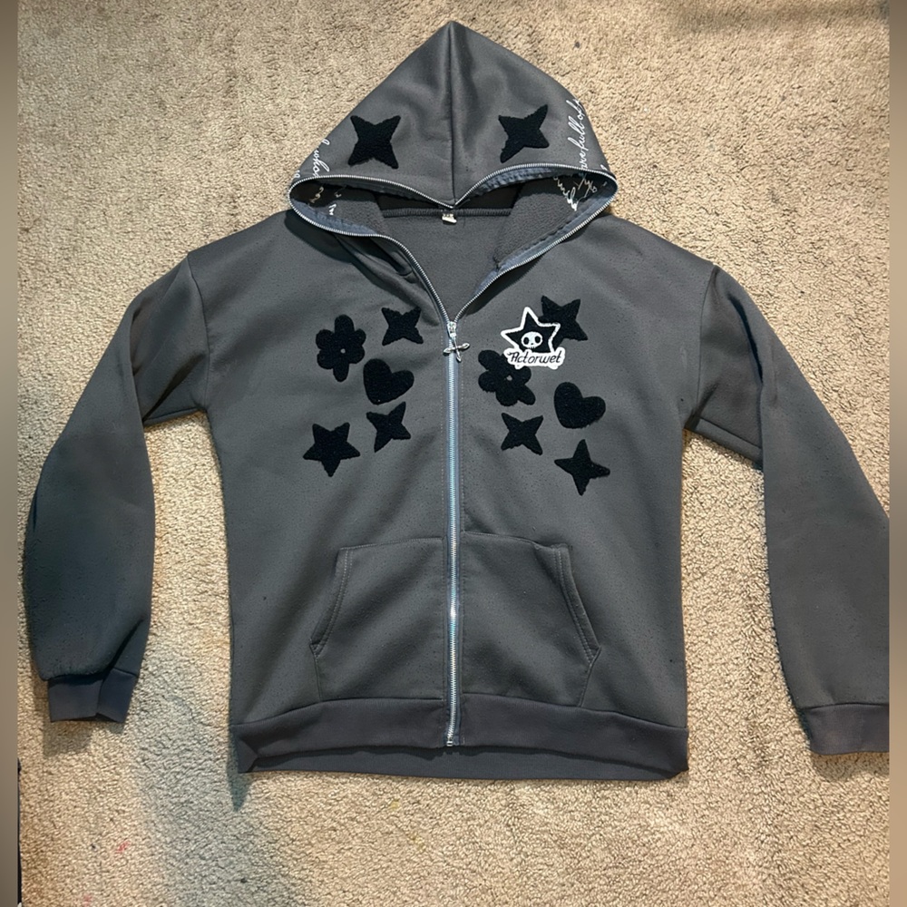 Actorwet Y2K Gray Hoodie with Black Star and Heart Design